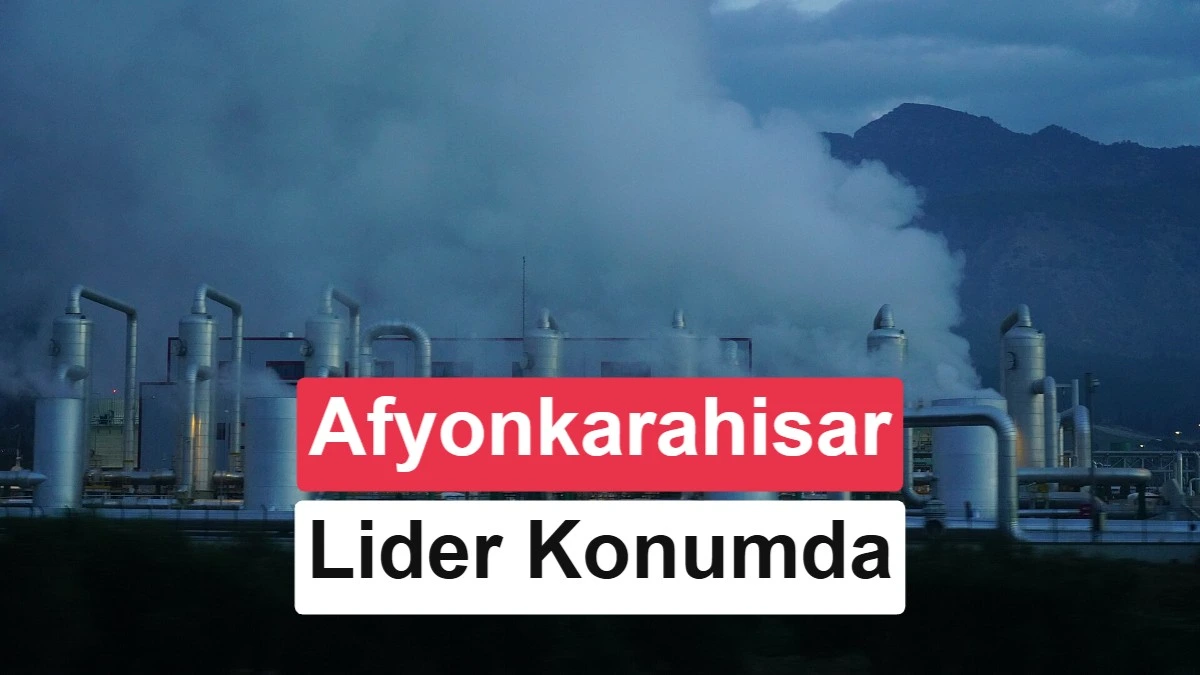 Jeotermal enerji tesisinde borular ve üretim üniteleri