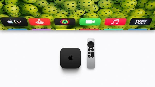 Apple TV 4K kutusu ve Siri Remote kumandası