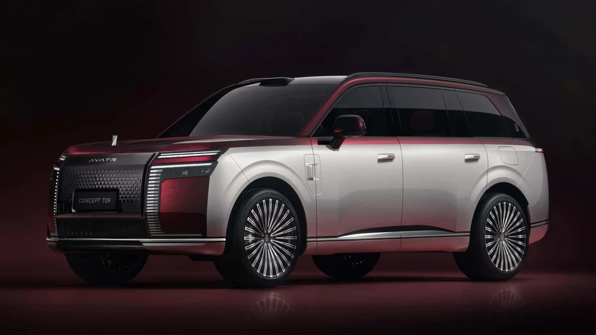 Avatr T09 konsept SUV’un önden ve yandan görünümü