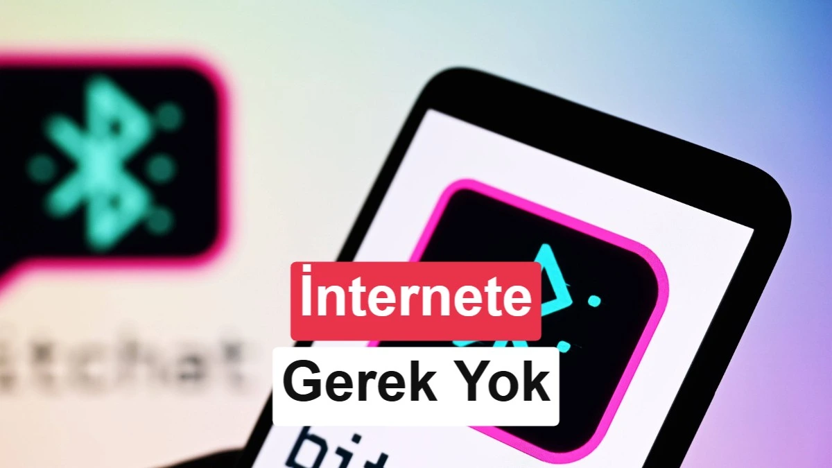 Telefon ekranında Bitchat uygulamasının mesajlaşma arayüzü