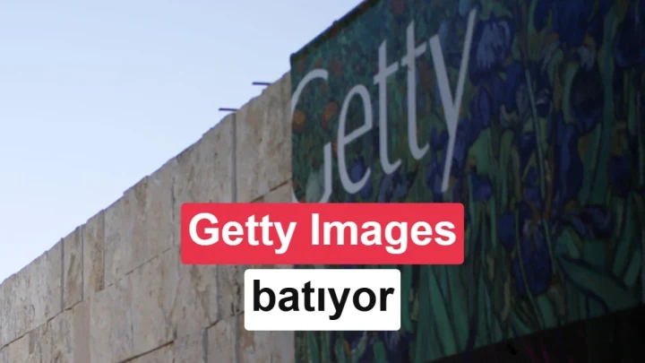 Getty Images tabelasının bulunduğu duvarın önündeki merdivenler ve modern bina