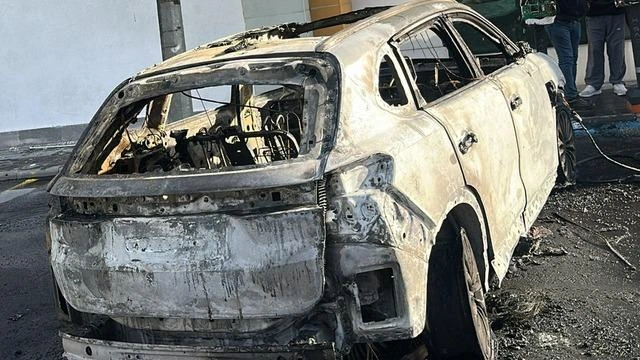 Yangın sonrası hasar gören Togg otomobil