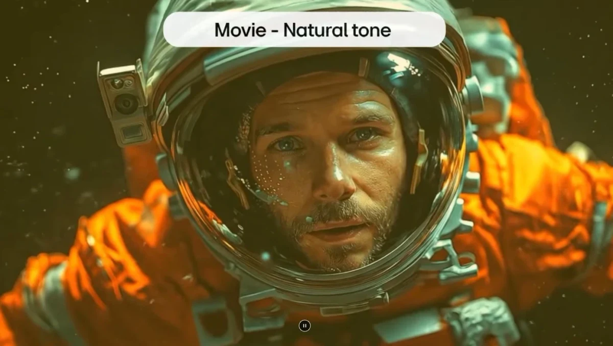 Uzay giysili bir karakterin yer aldığı görüntüde “Movie - Natural tone” ibaresi görülüyor.