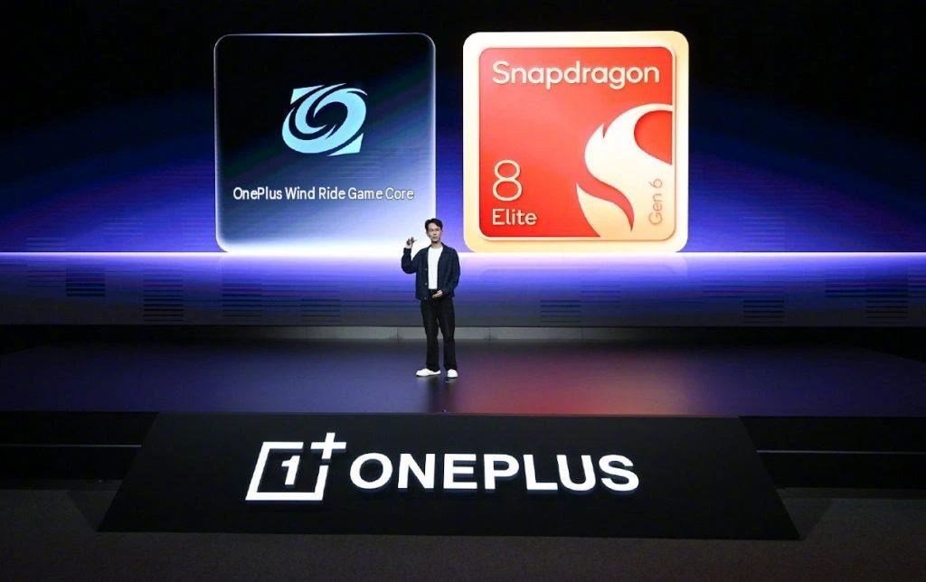 OnePlus sunumunda Snapdragon işlemci ve oyun çipi tanıtımı