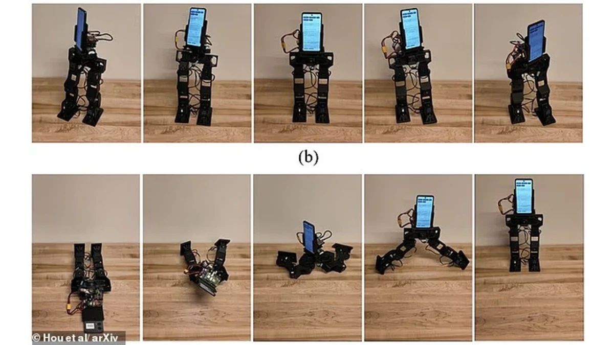 Akıllı telefonun üzerine yerleştirildiği iki bacaklı PhoneBot robotunun farklı hareket konumları