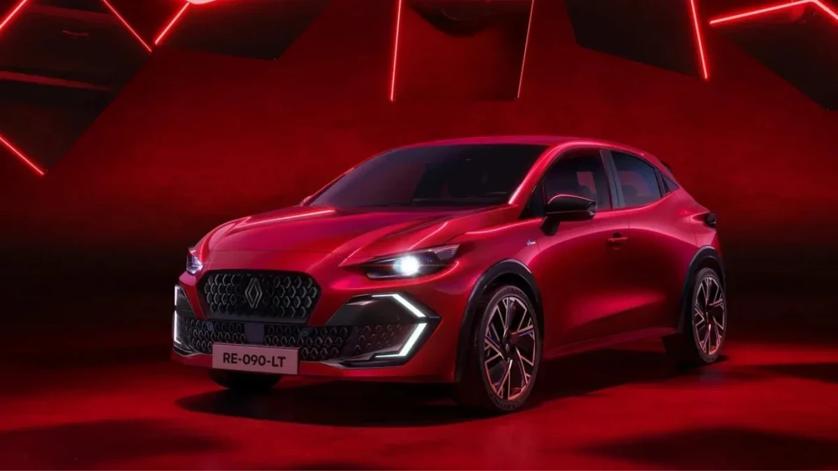 Kırmızı Renault Clio otomobil