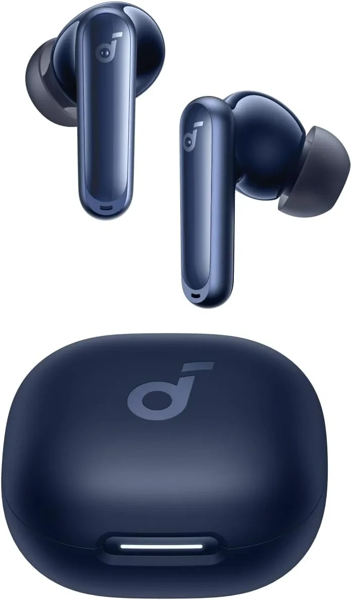 Soundcore P40i kablosuz kulaklıklar ve şarj kutusu