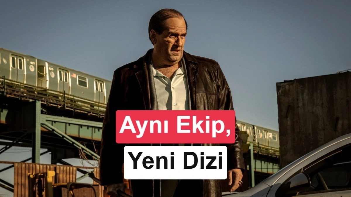 The Penguin dizisindeki Oswald Cobblepot karakteri, demiryolu ve araçların önünde görülüyor; görselde “Aynı Ekip, Yeni Dizi” yazısı yer alıyor.