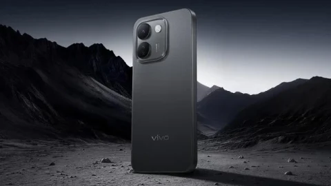 vivo V80 Lite 5G telefonun arka tasarımı