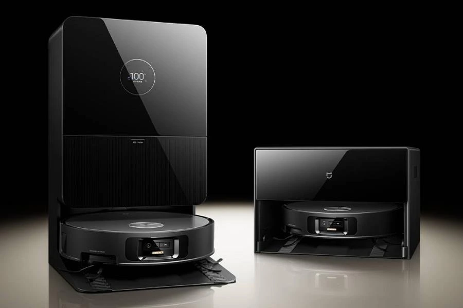 Xiaomi Mijia robot süpürgesi ve büyük temizlik istasyonu