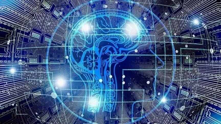 Devre kartı desenleri arasında mavi tonlarda tasvir edilmiş yapay zekâ beyni
